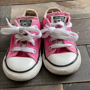 Converse Toddler Size 6